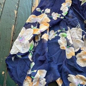 Navy blue floral maxi dress high low with lace top and tie back. Size: S